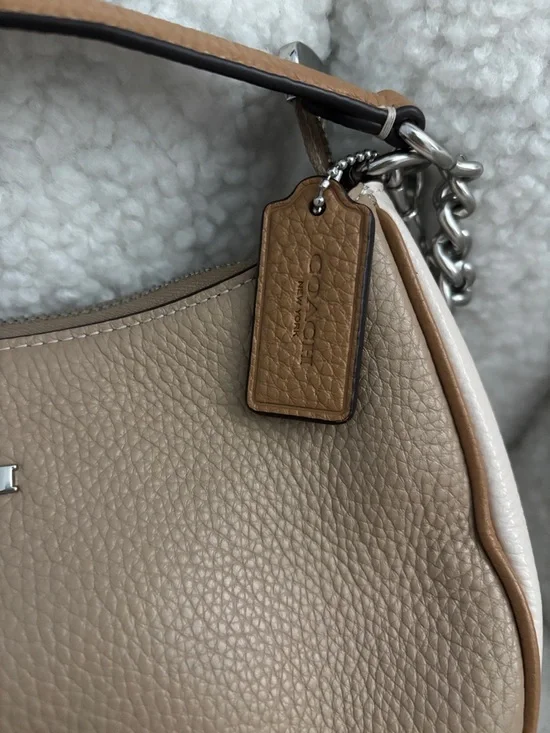 Coach Pebbled Leather Shoulder Bag in Tan and Camel - Picture 3 of 6